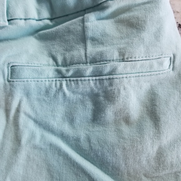 Old navy pixie pants - Picture 3 of 4